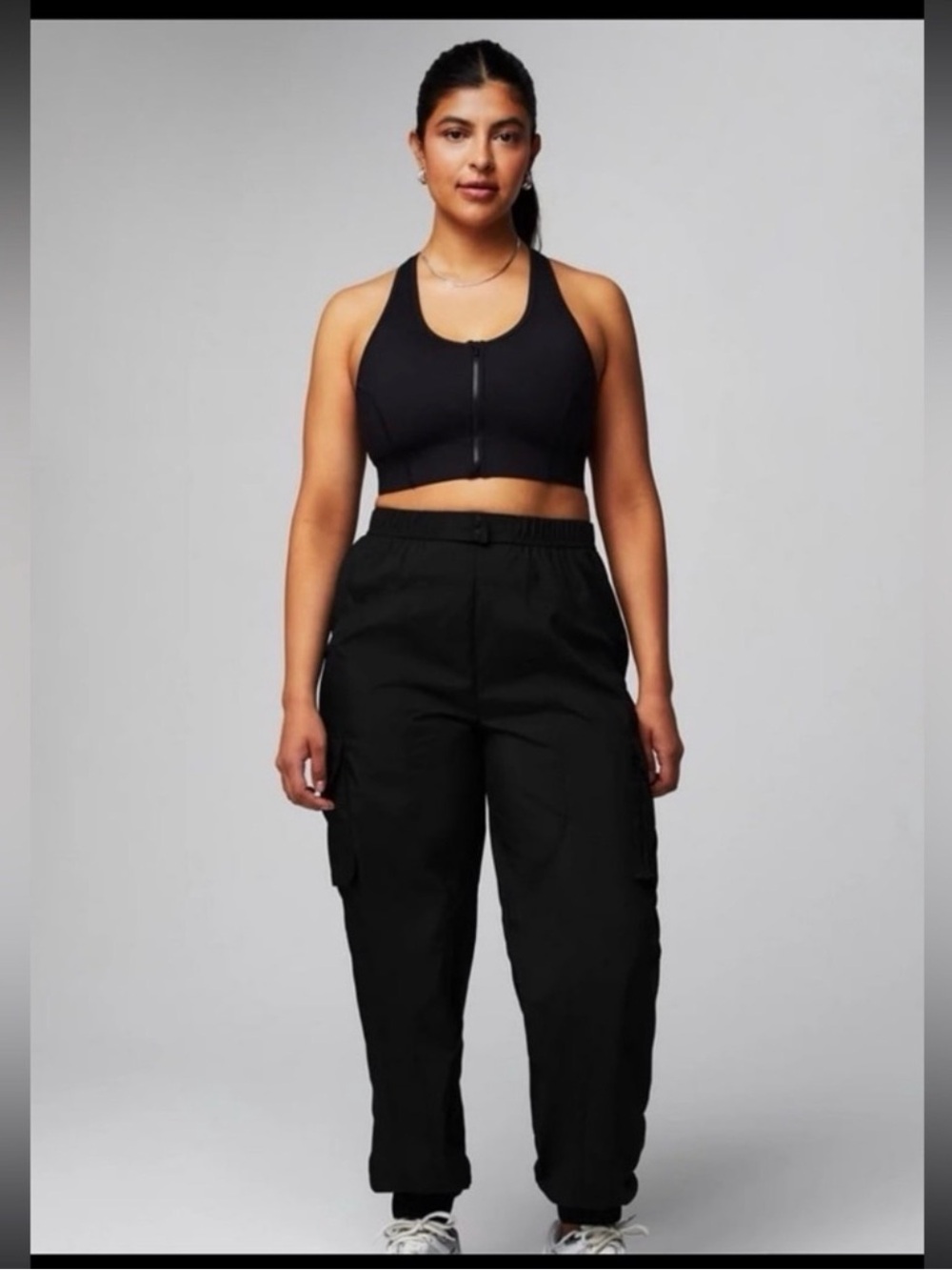Women’s Fabletics Lightweight Black Cargo Parachute Jogger Pants Size 2X